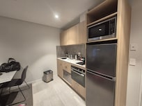 Kitchenette / dining area