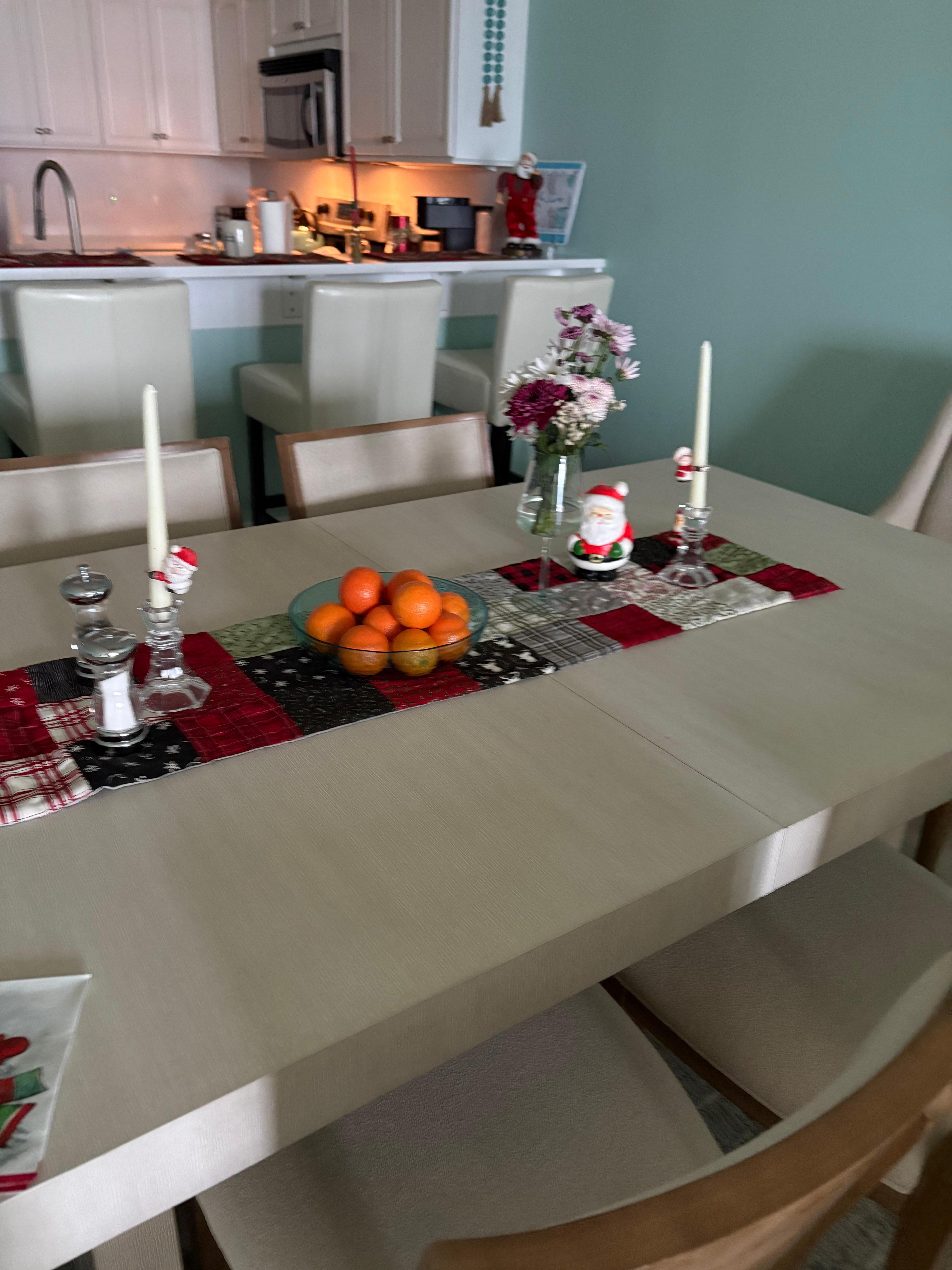 The table sat six adults 