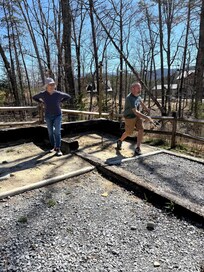 Great horseshoe pits, just need a replacement of sand!