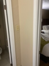 Light switch impossible to locate!