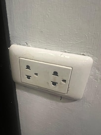 The level of cleanliness found in my room and throughout the hotel