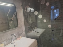 Belle salle de douche