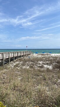 Steg zum Strand