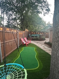 Cute backyard!