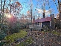 View of the cabin ❤️