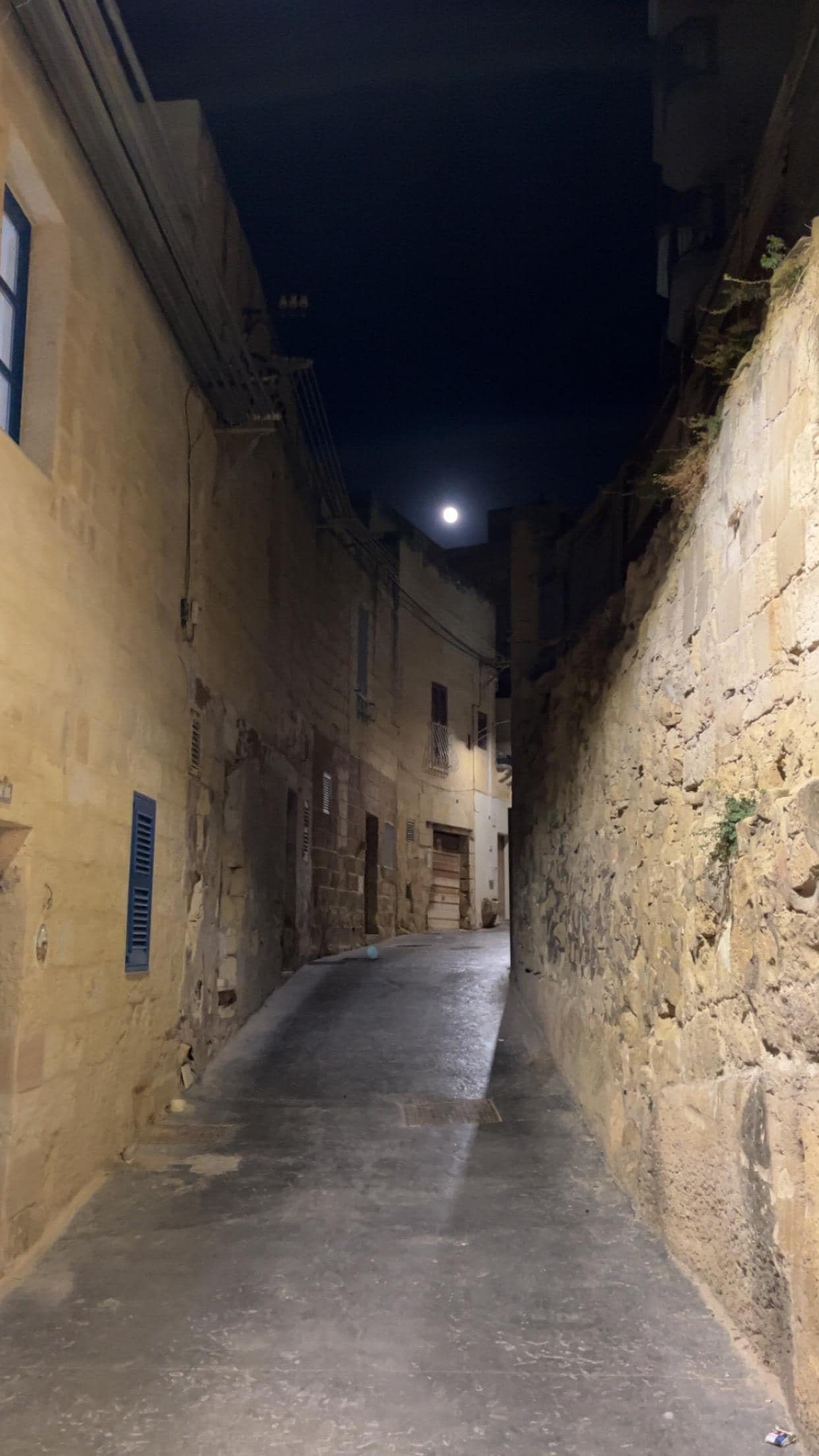 Vägen upp från hotellet