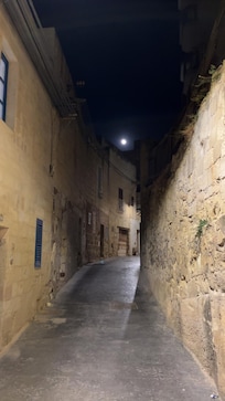 Vägen upp från hotellet