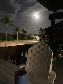 Moonlight from our lanai