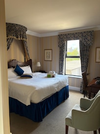 Room 7