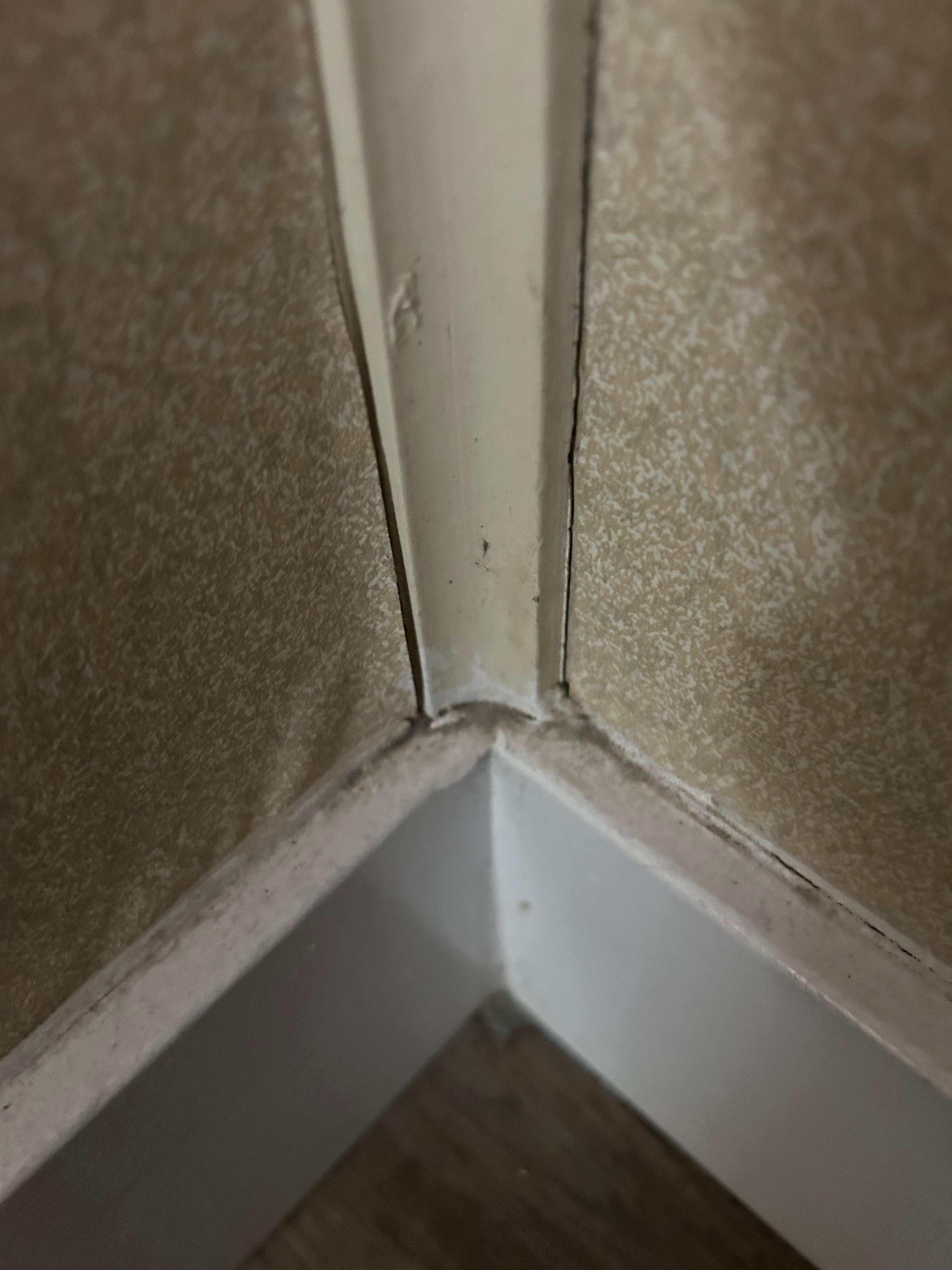 Bedroom corner baseboard 