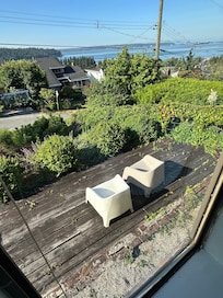 additional outdoor seating
