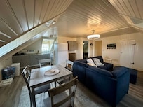 Kitchen and living area⊠watch out for the vaulted ceilings!
