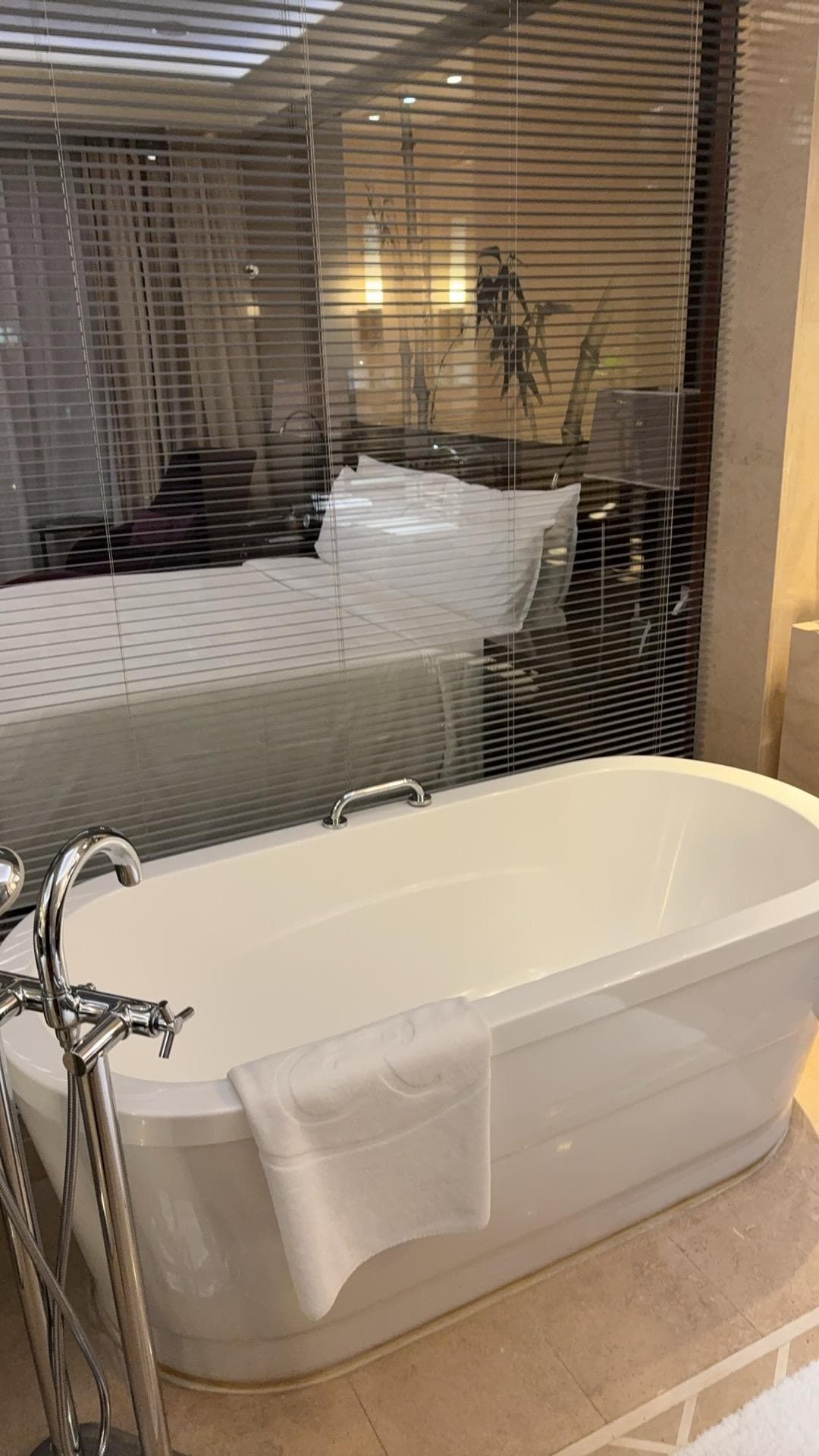 See through washroom suitable for lovers and new weds on honeymoon.