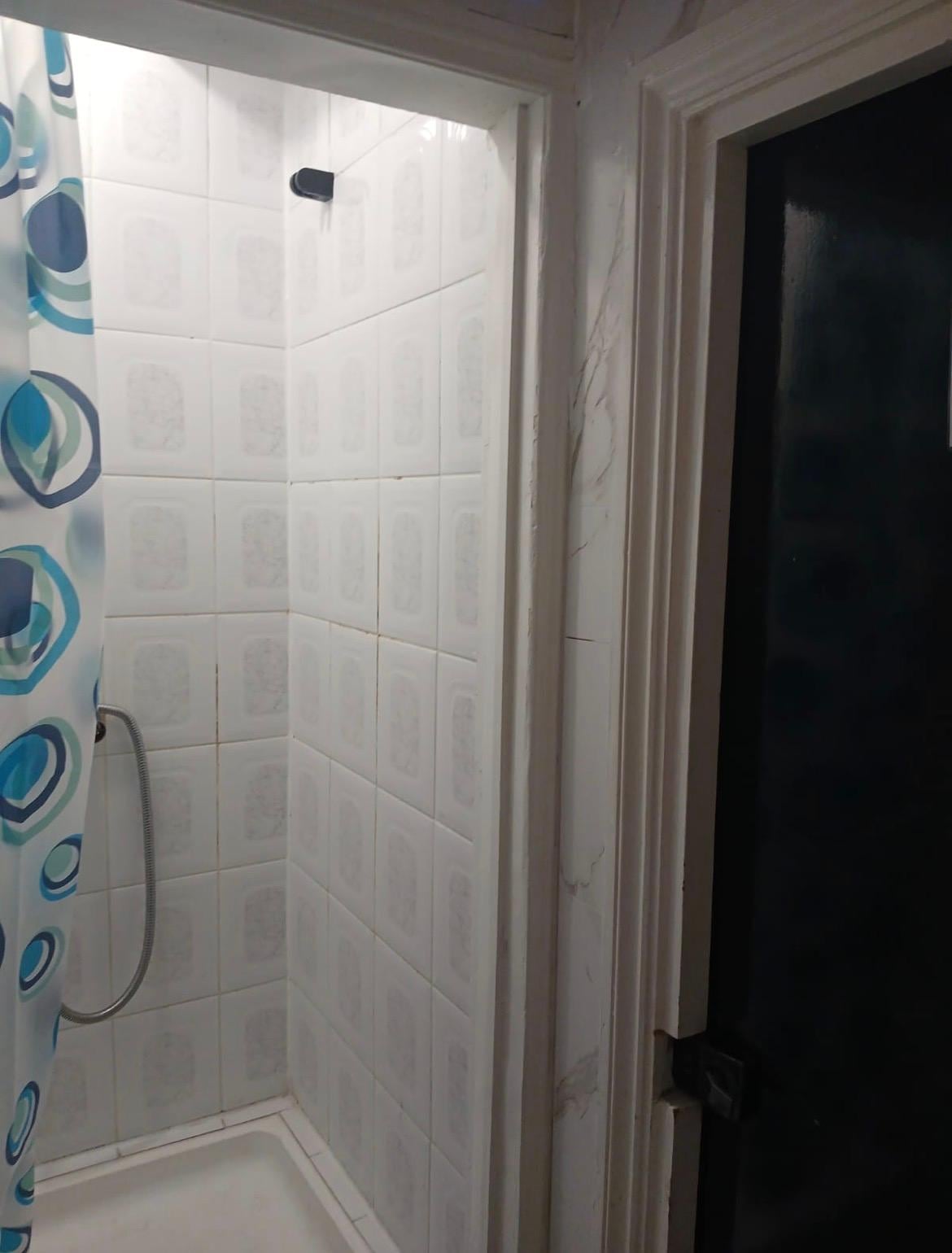 Douche dans l’entrée 