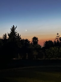 10:40 pm during Summer