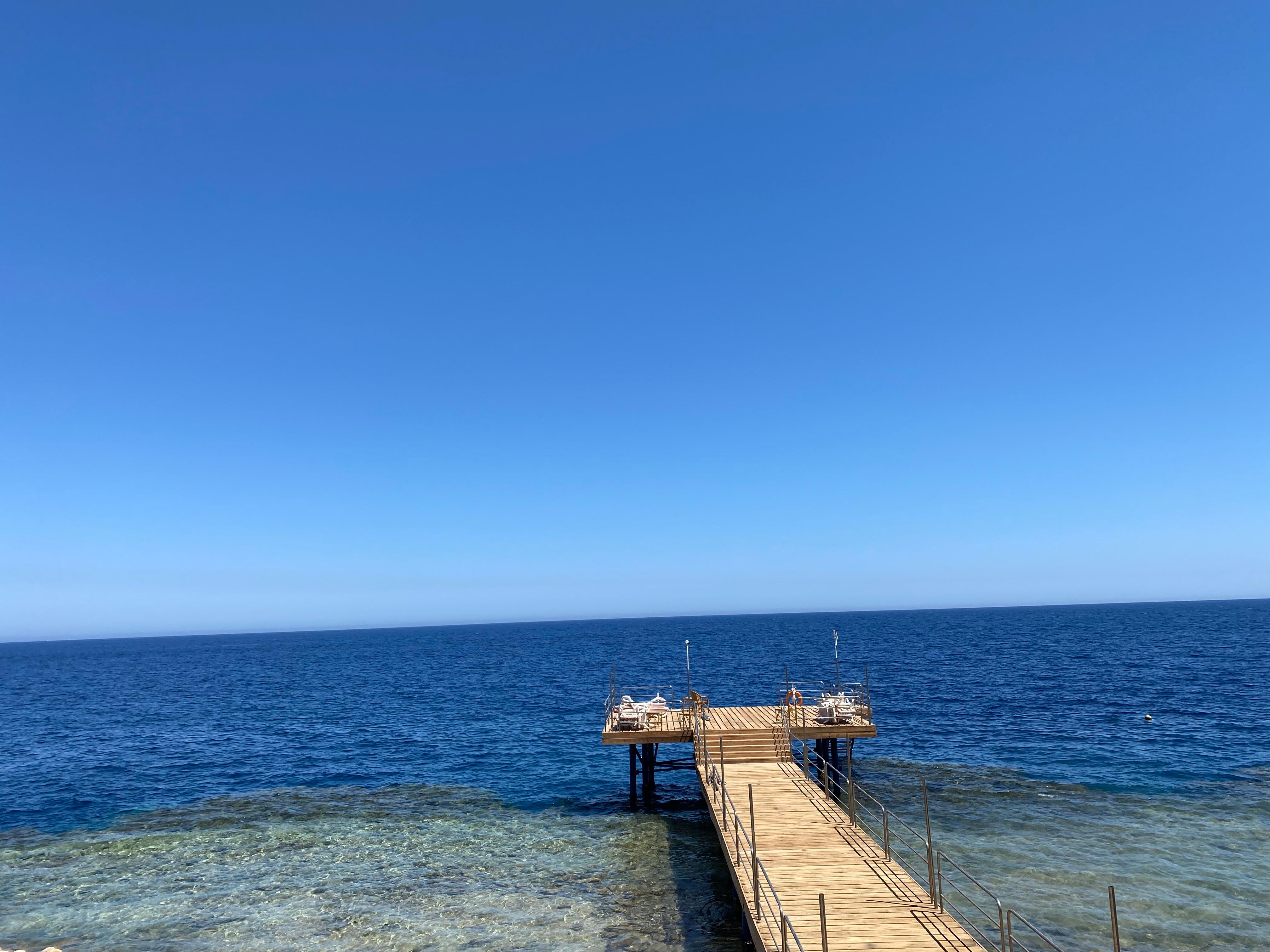 No beach, docks with stairs