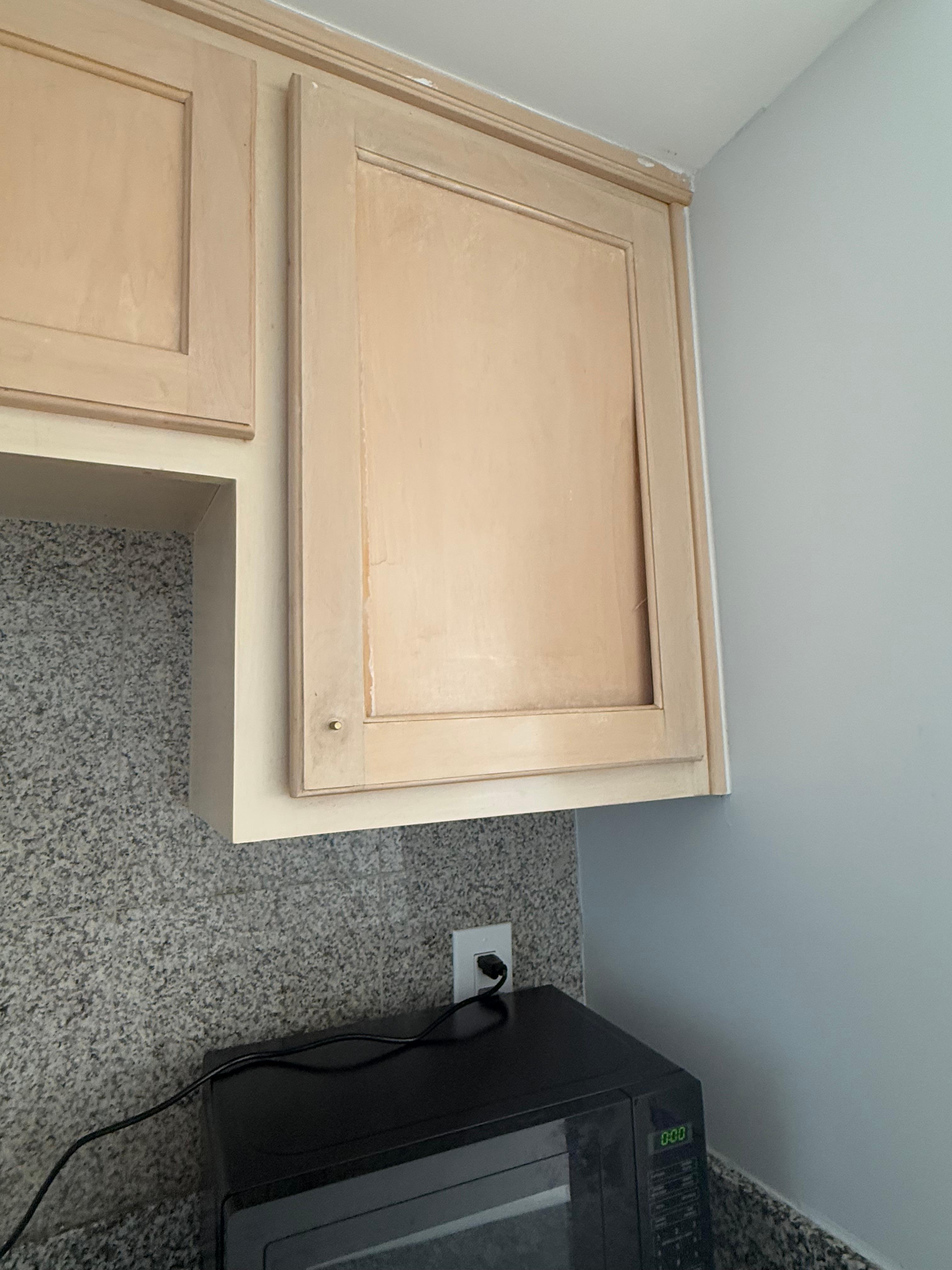 Kitchen cabinets 