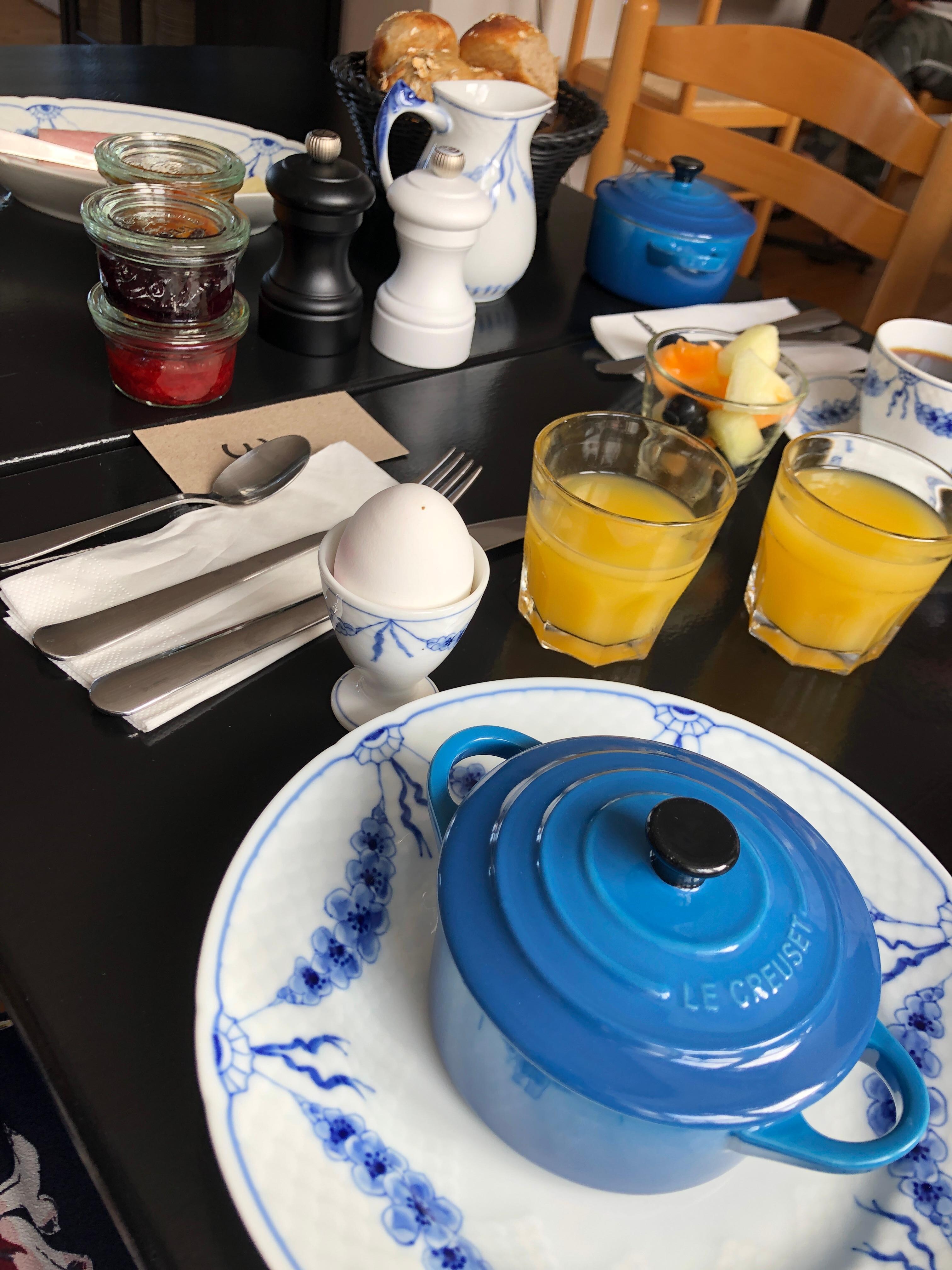 Morgengrød med æblekompot 