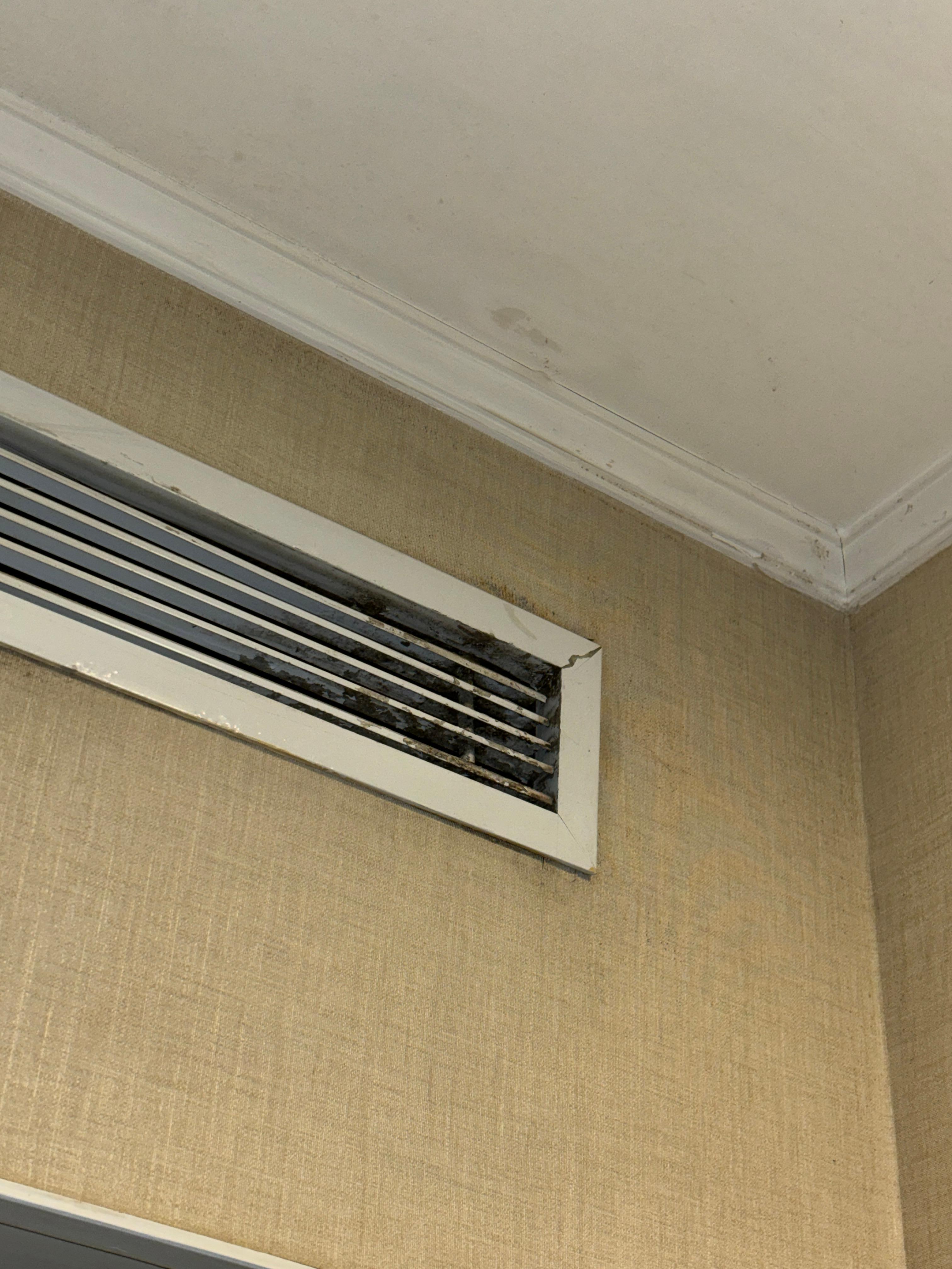 AC ventilation that looks dead