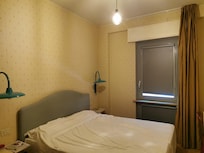 The atmosphere of the room... cosy?