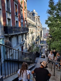 Montmartre trapper