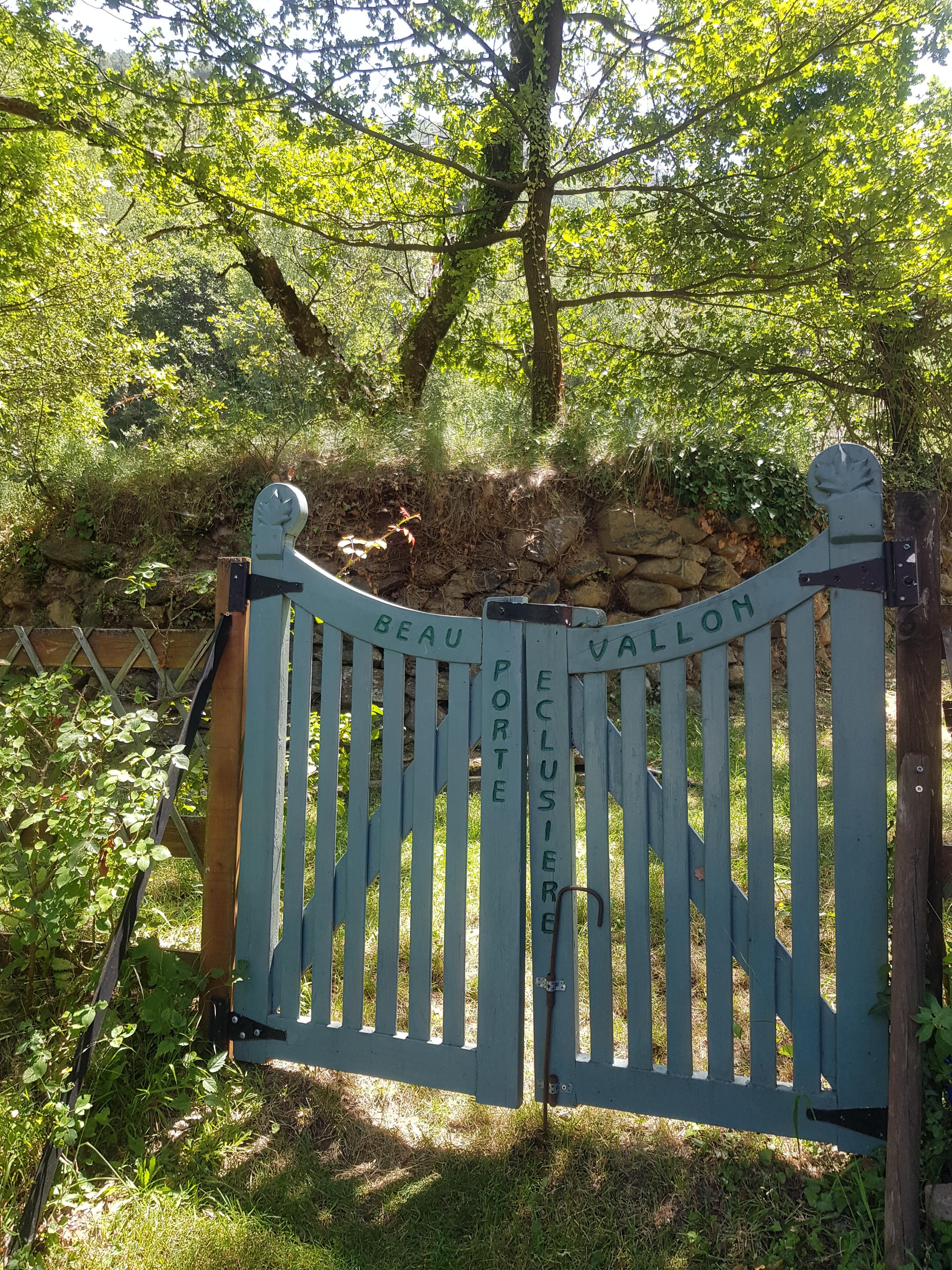 Jardin très propre. 