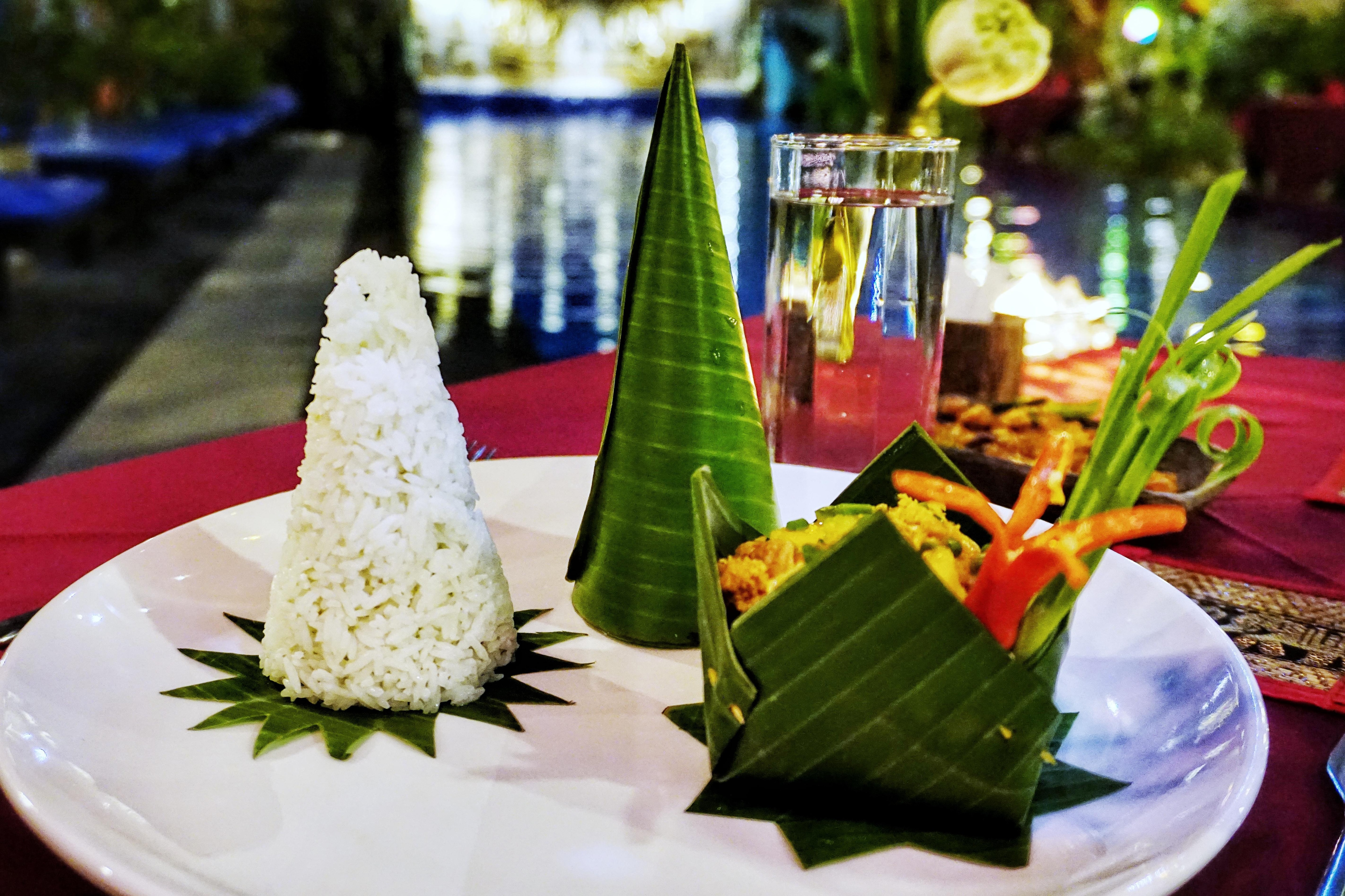 Traditional Khmer dinner.