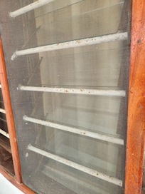 Broken 1970 Windows falling apart