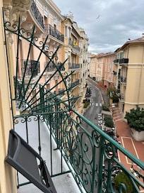 Balcony view left