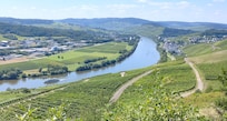 Lieser is the small village to the right.