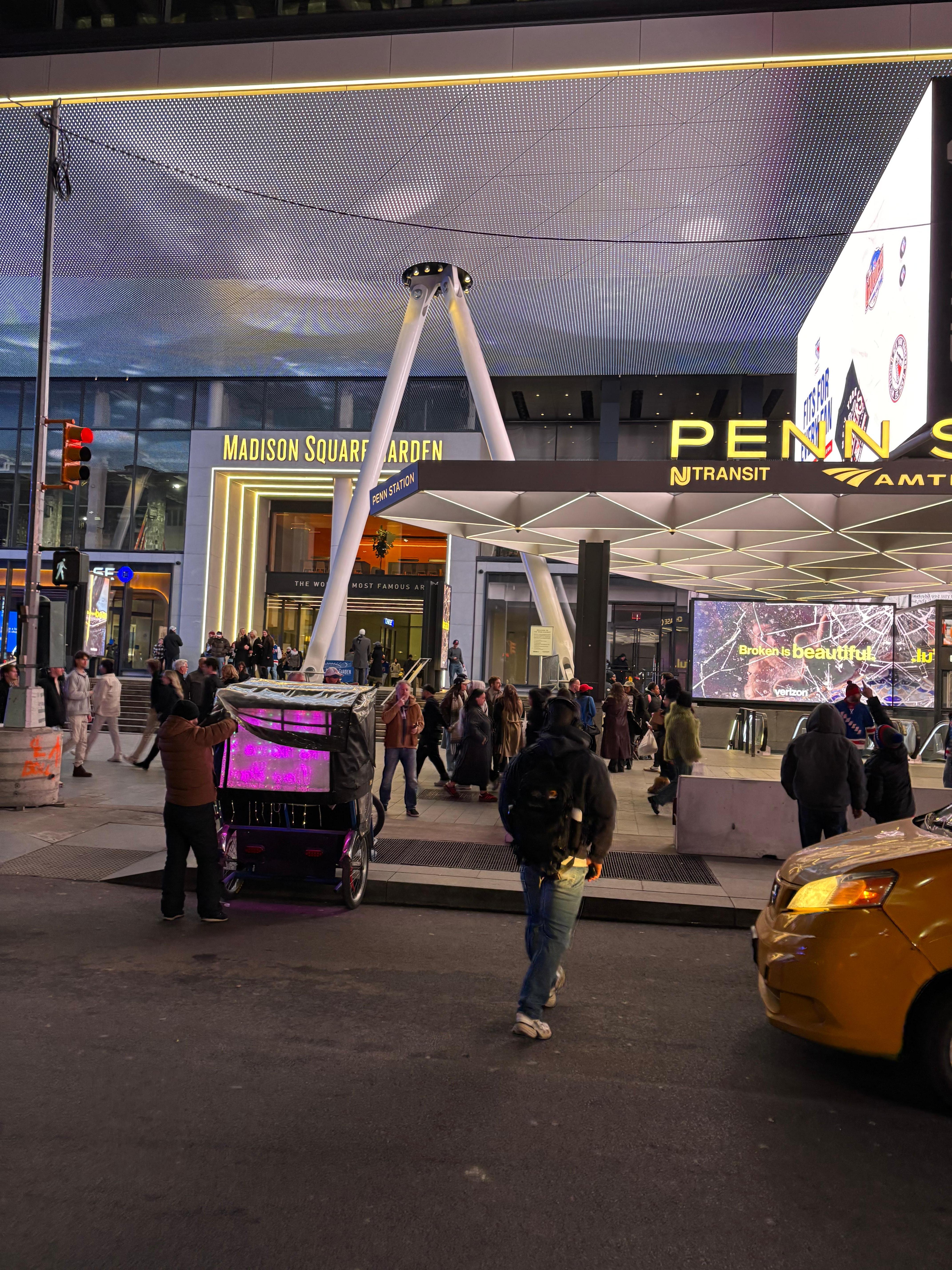 Going to a Knicks game? You can literally walk for 2 minutes and see the entrance. (6 min walk overall.