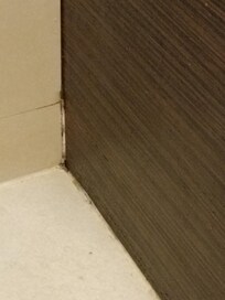 Das Silikon in der Dusche war Schimmelig
