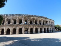 Arènes