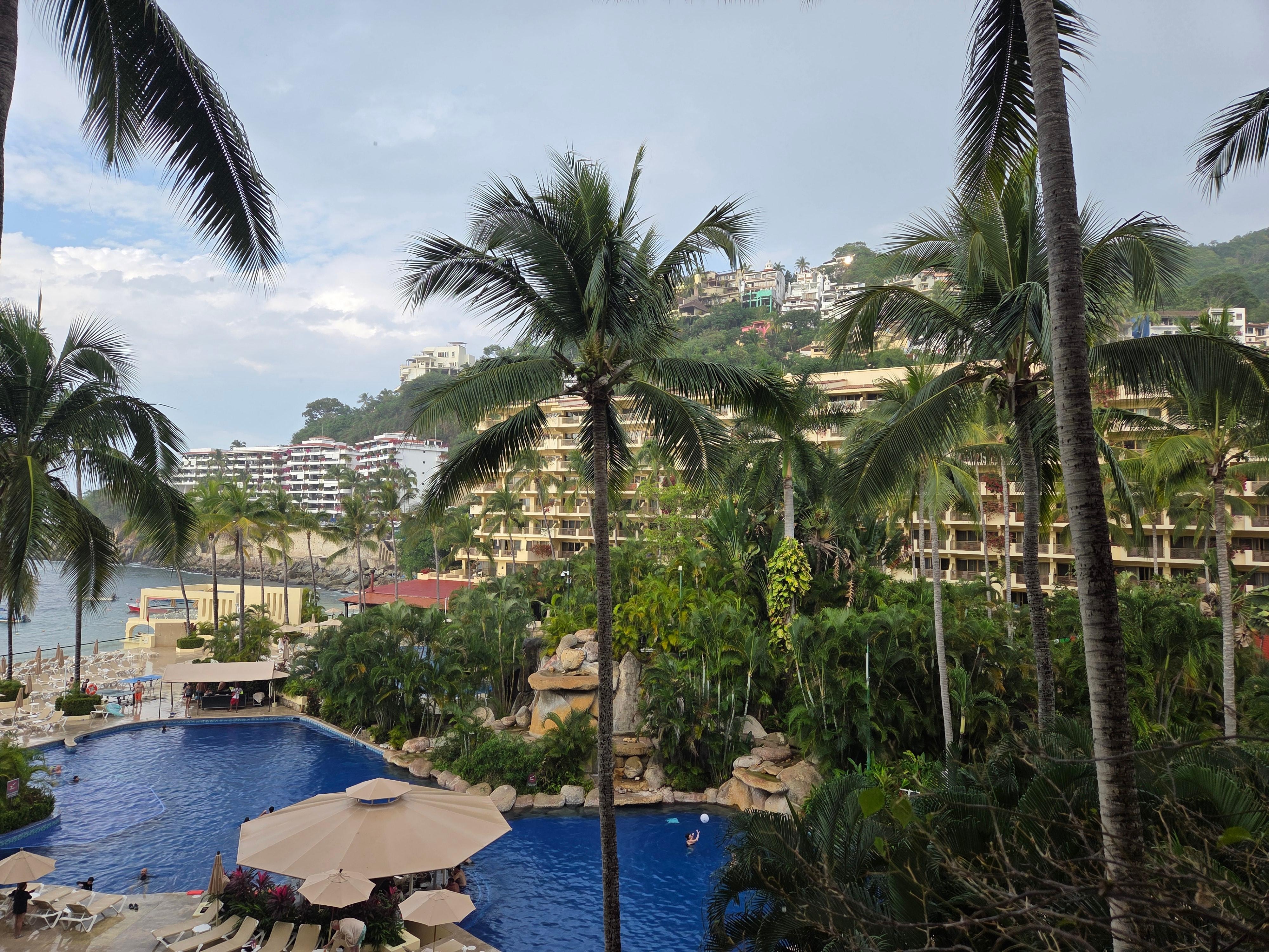 Beautiful view. Nice pools