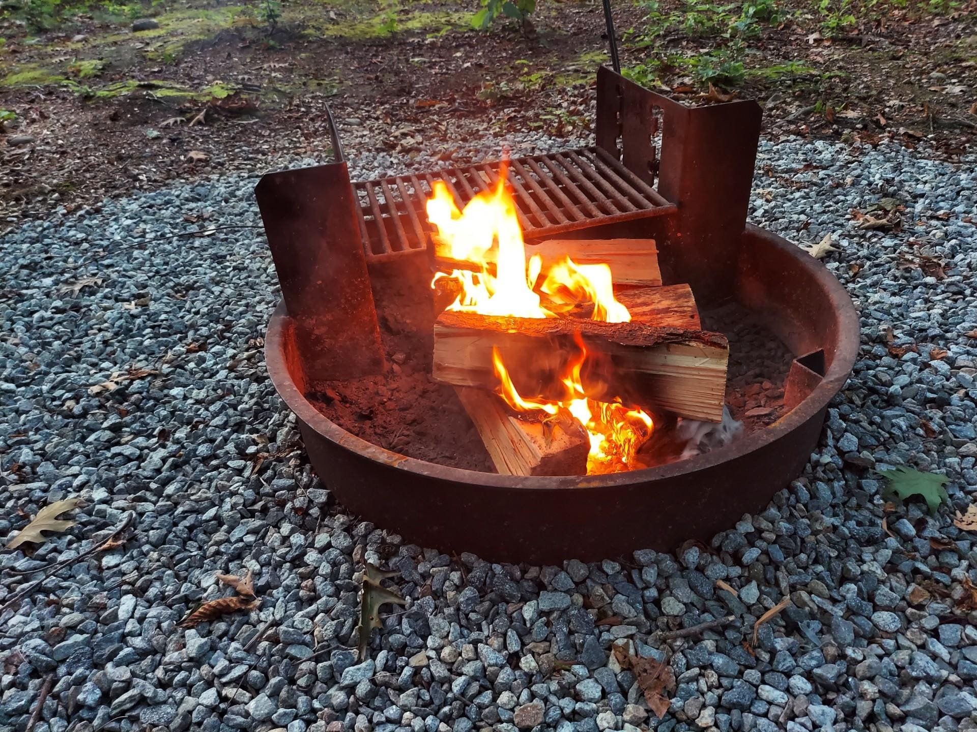 Safe fire pit