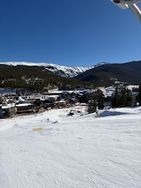 Looking back at the founders pointe from Gemini lift.