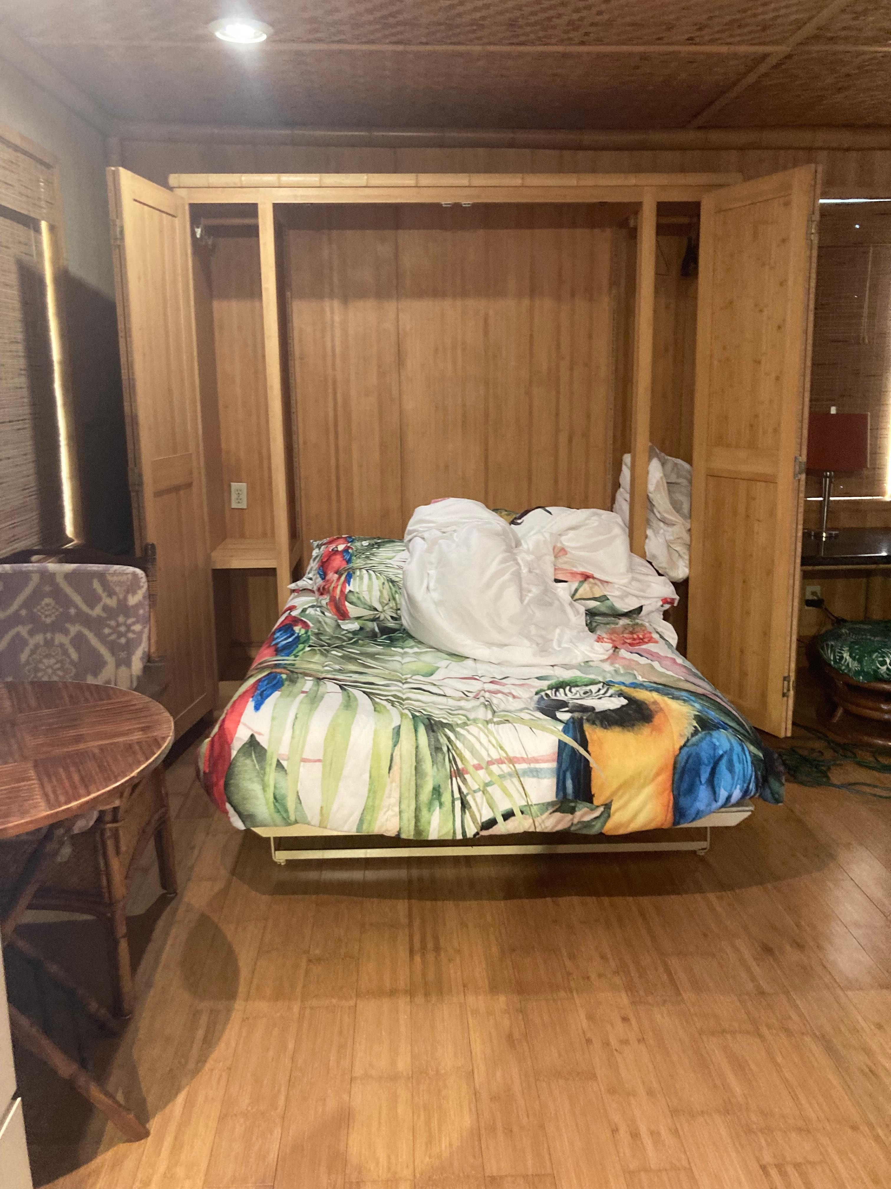 We were surprised/scared that someone else had literally been sleeping in the bed we were supposed to and had apparently just missed them as the bathroom seemed a little steamy. We didn’t know if someone random had come in or a double booking