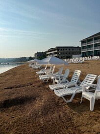 Clean and calm mornings. Lots of lounge chairs.