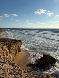 Küste Richtung Paphos/ Sandy Beach Strandbar