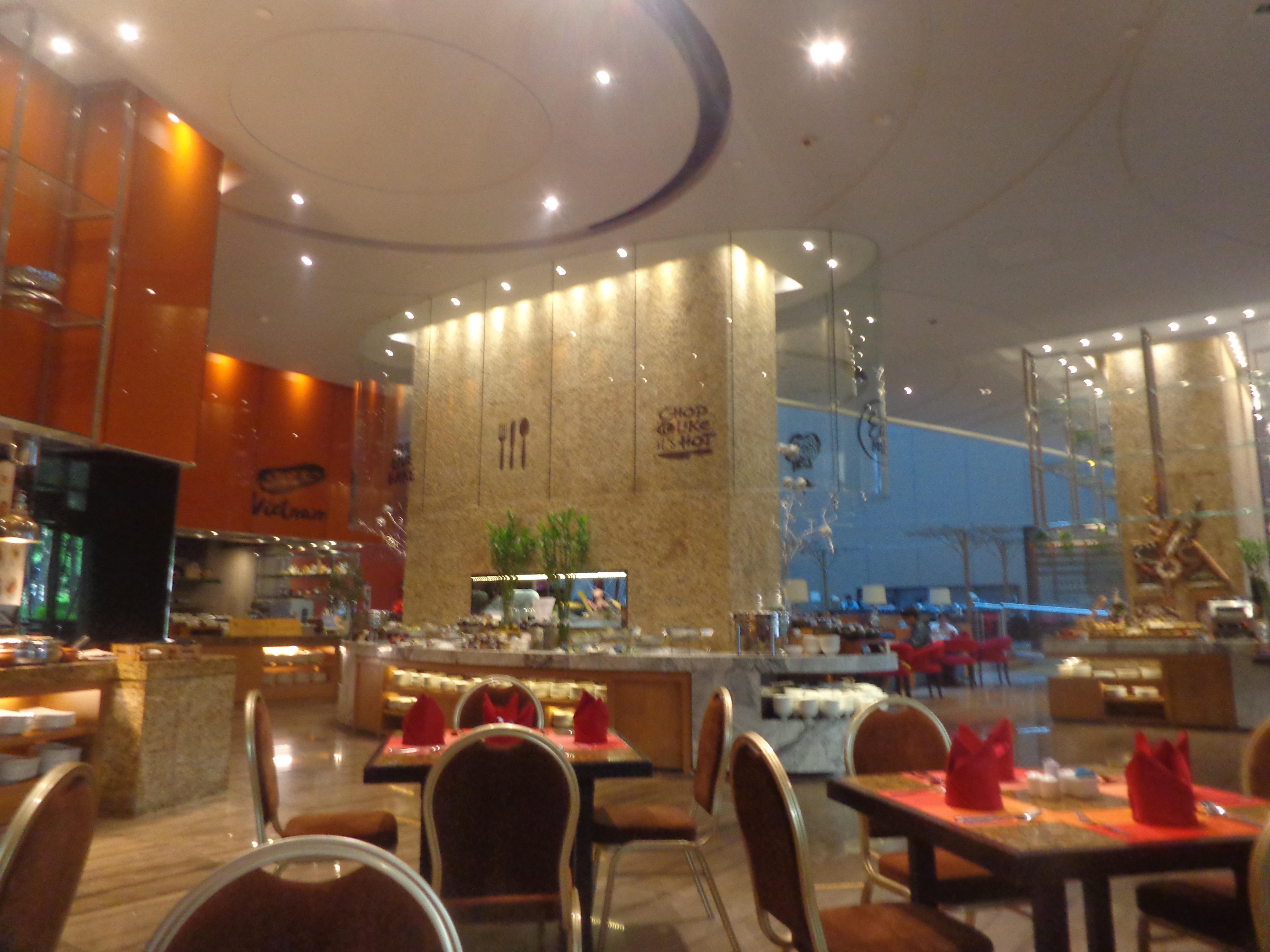 Rivieraレストランの様子　広くて、他にもいいポジションがあります。。。