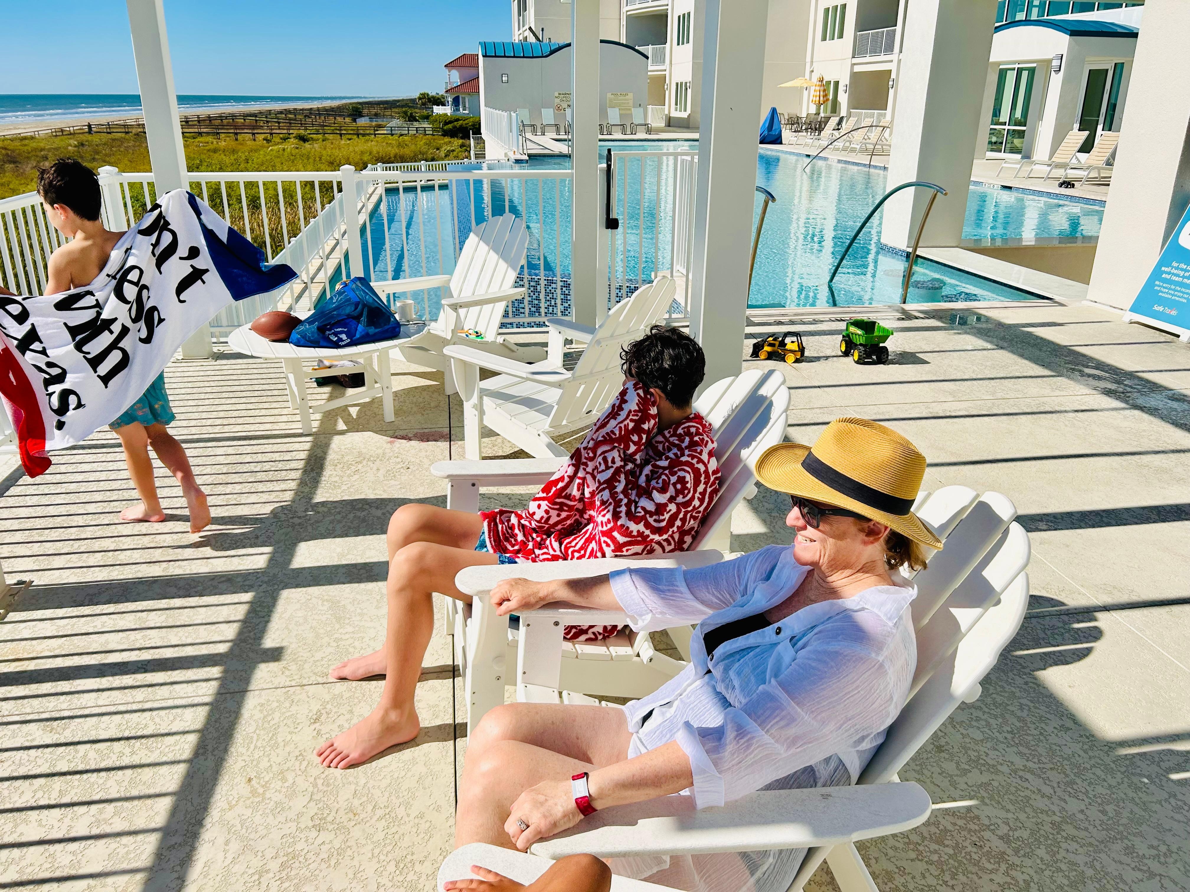 Pool side view of the Gulf of America. 