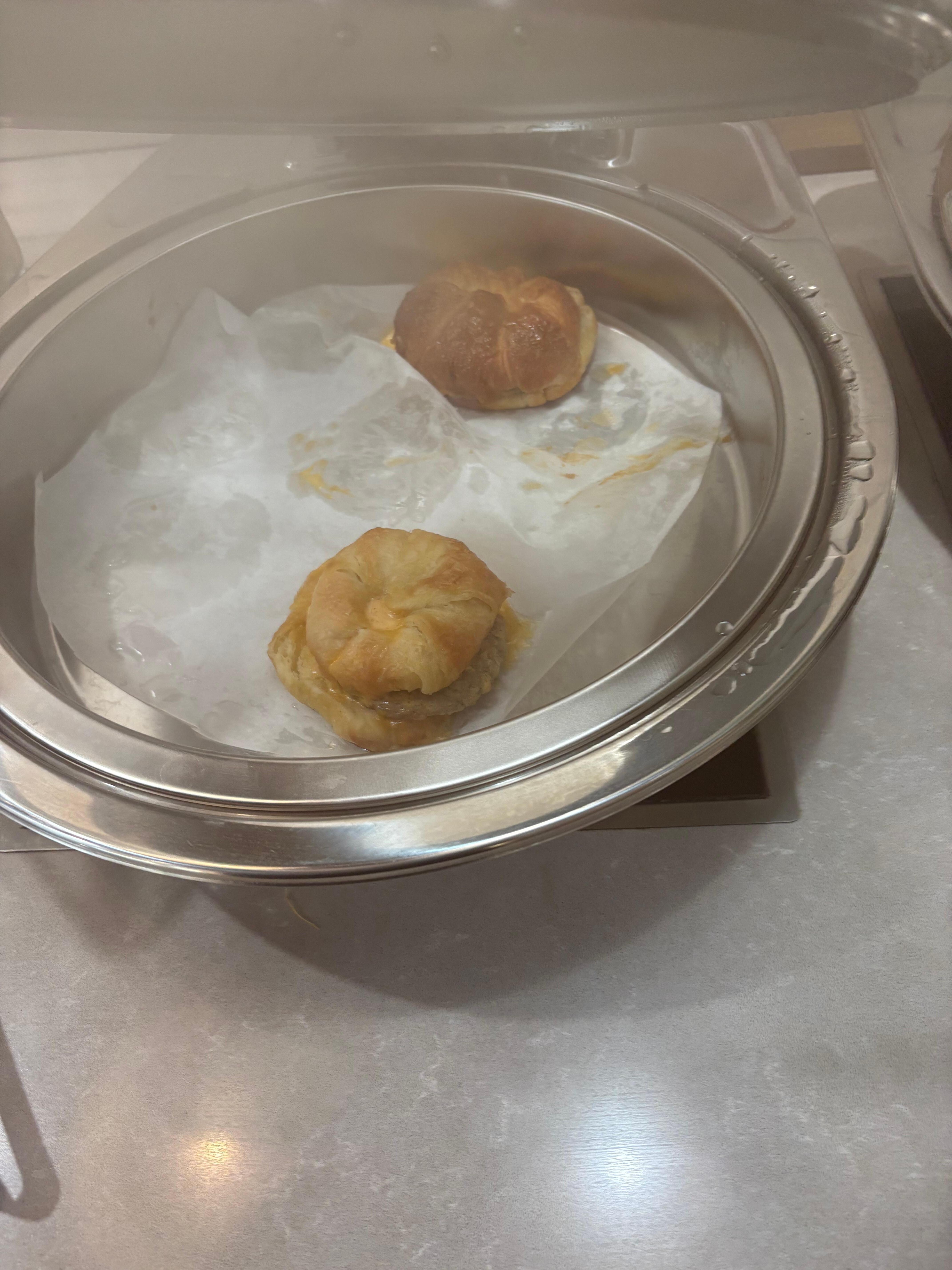 Hot breakfast was empty at 7.10am Saturday 