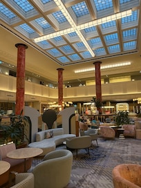 Lobby bar