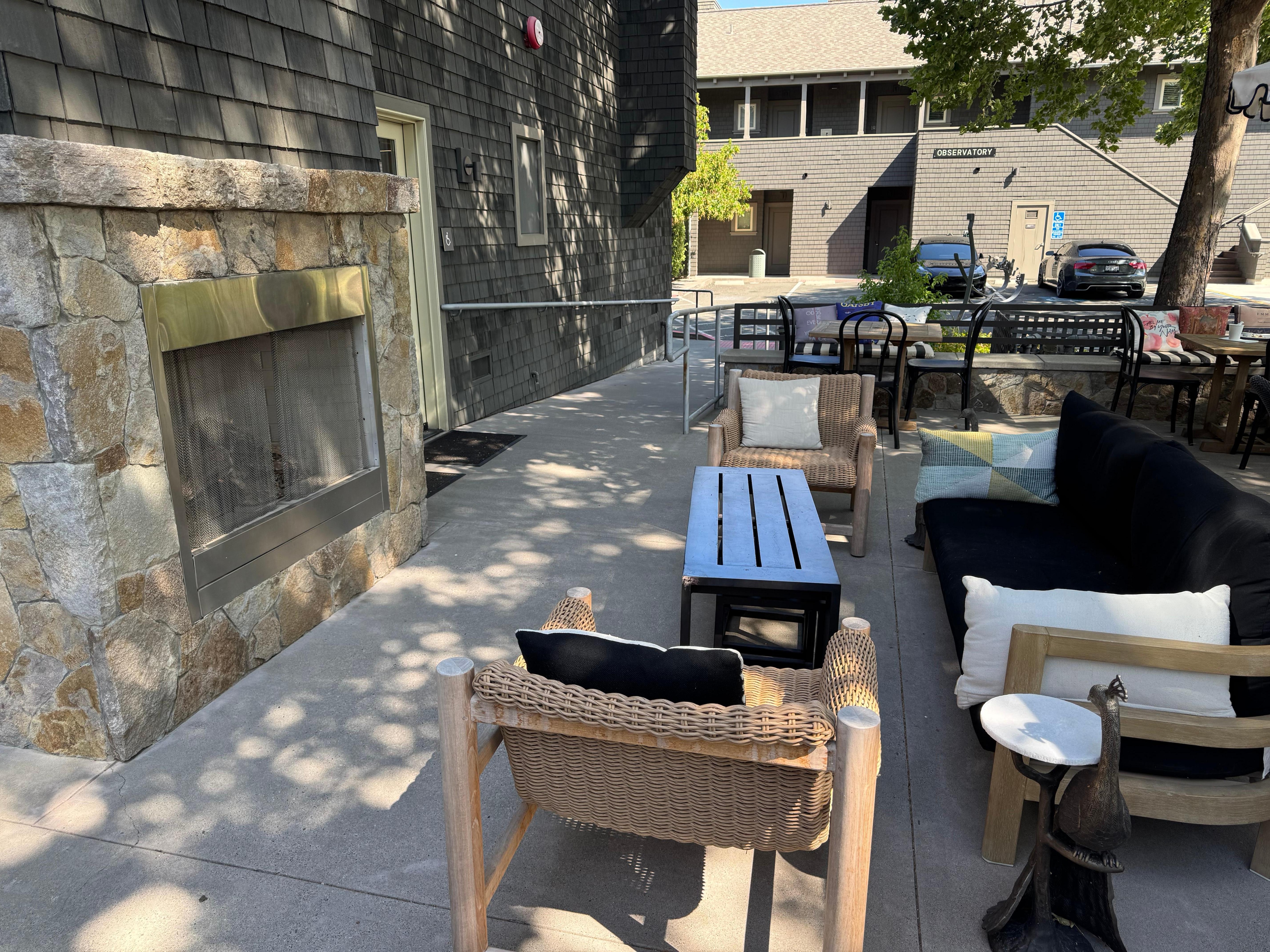 Great place to sit outside and enjoy the daily breakfast that is offered. Everything was super yummy and the staff was awesome!