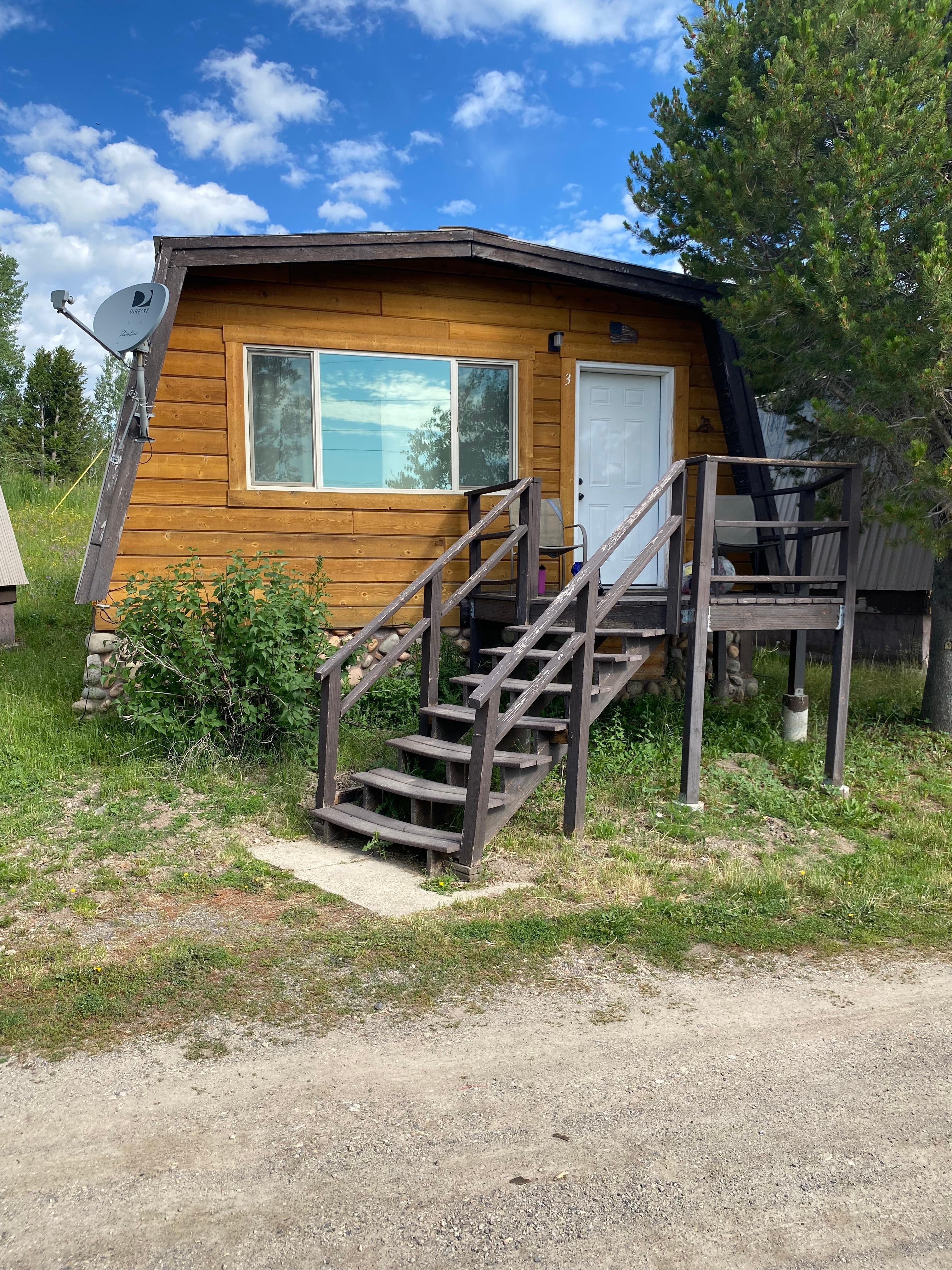 4-6 person cabin