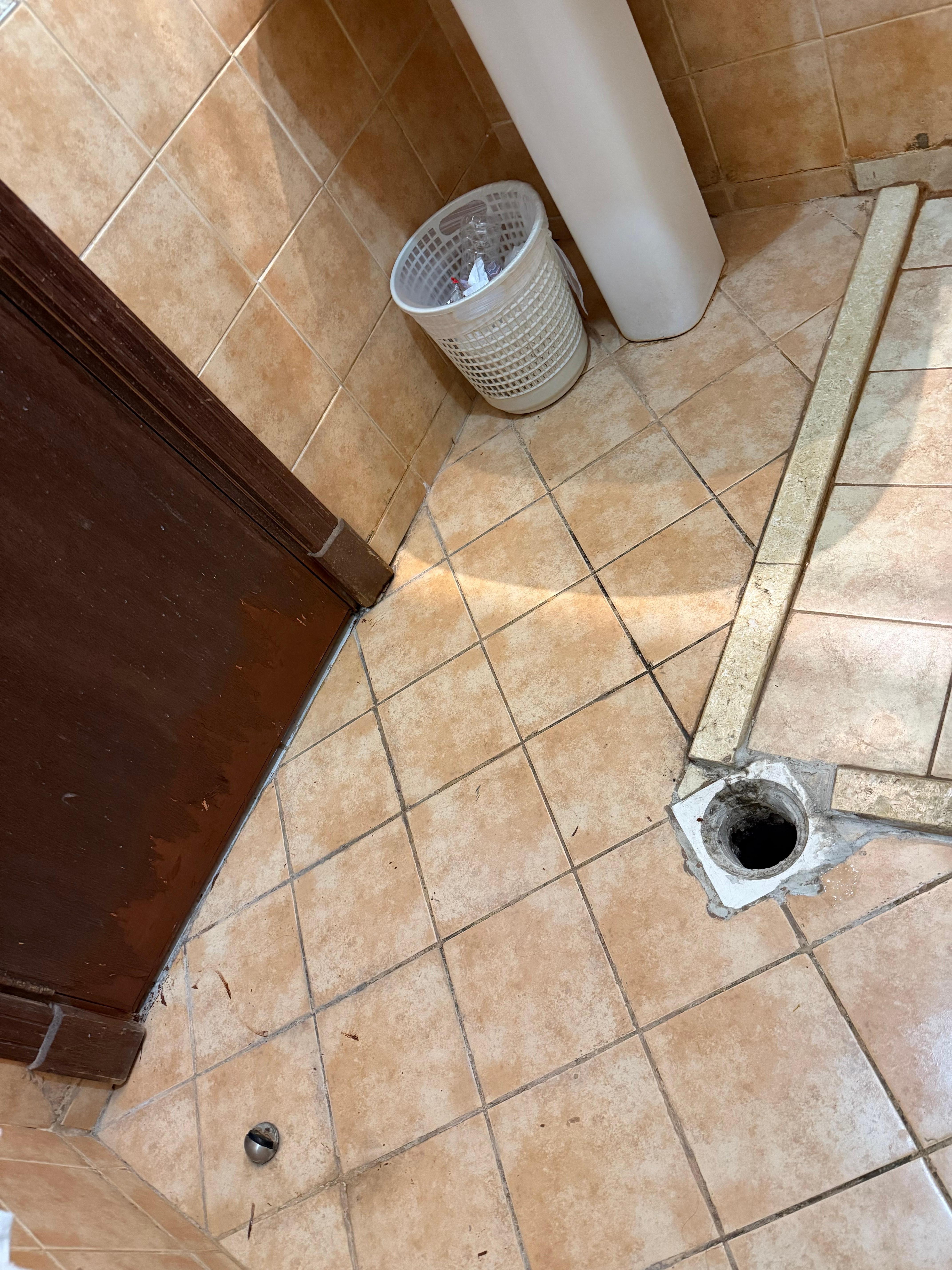 They keep this hole inside the bathroom 