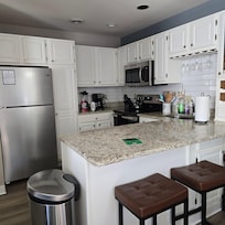 Nice kitchen and dining