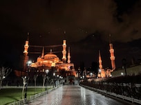 Mezquita azul de noche