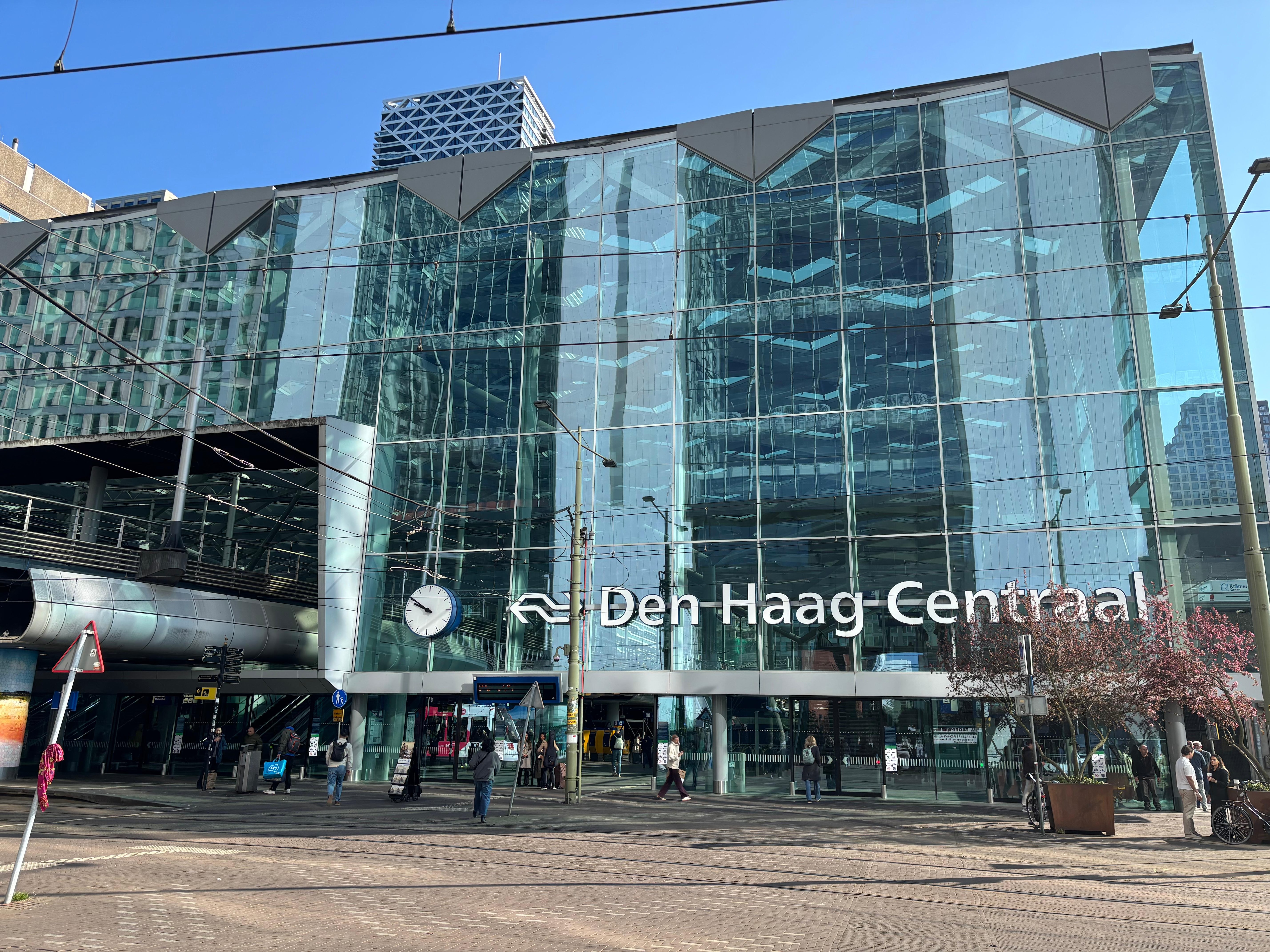 Walk to Den Haag Central Train Station - 10 mins