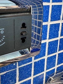 Presa bagno che faceva contatto e non funzionante